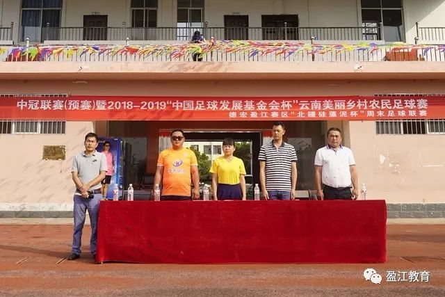 比尔·西蒙斯：我仍认为老詹会回骑士 他们在试图给他开更高薪资